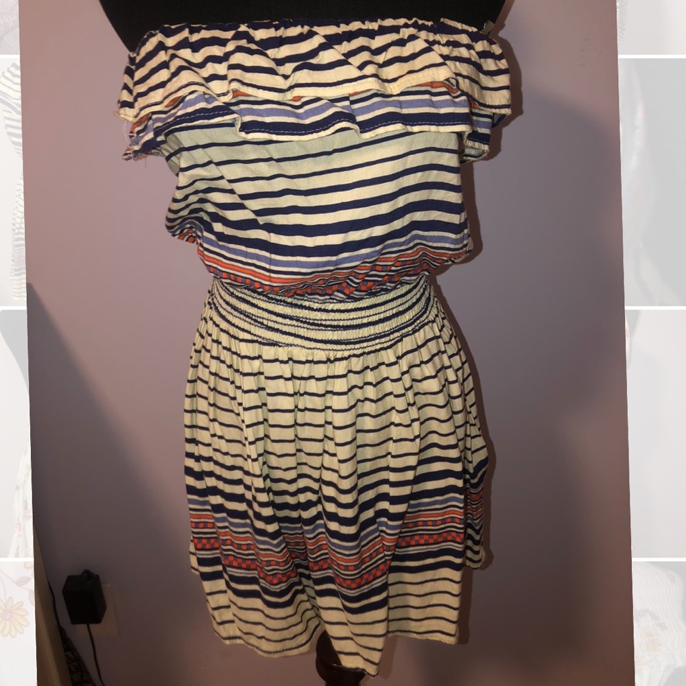 Strapless dress